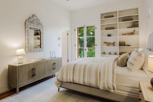 405 Toro Canyon Rd, Carpinteria, CA 93013 - bedroom with light wood finished floors