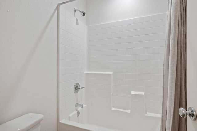 6594 Pipeline Pl, Goleta, CA 93117 - bathroom with shower / bathtub combination with curtain and toilet