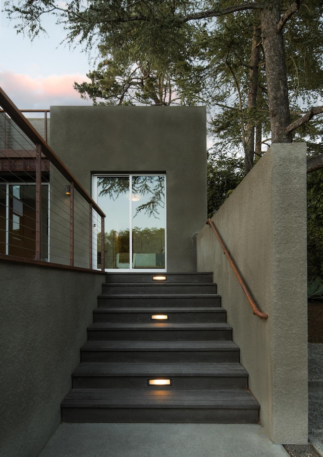 1944 Eucalyptus Hill Rd, Santa Barbara, CA 93108 - view of stairs