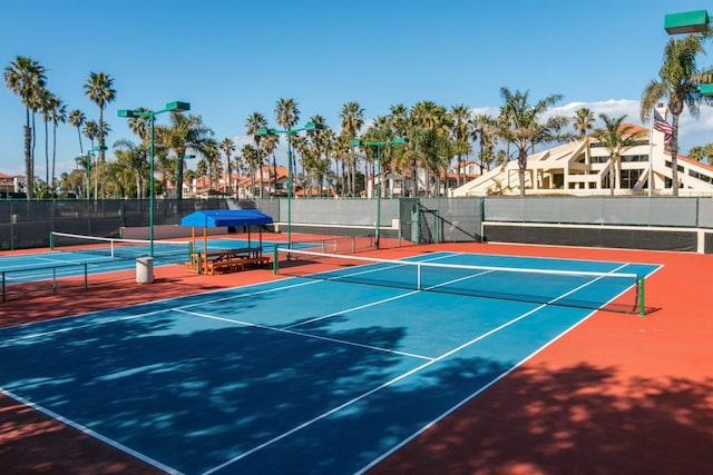 2171 Martinique Ln, Oxnard, CA 93035 - view of tennis court
