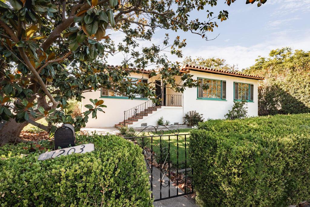 1203 Diana Ln, Santa Barbara, CA 93103 - photo 1