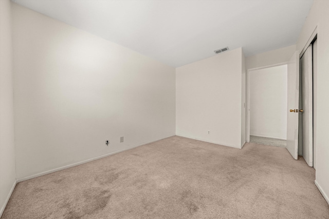 886 Raddue Ave, Santa Barbara, CA 93111 - empty room with light carpet and baseboards