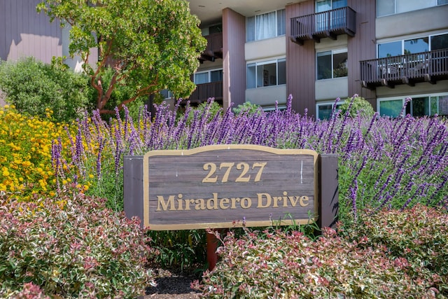 2727 Miradero Dr Unit 209, Santa Barbara, CA 93105 - view of community sign