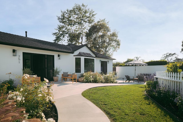 251 Cloydon Cir, Montecito, CA 93108 - view of yard featuring a patio area