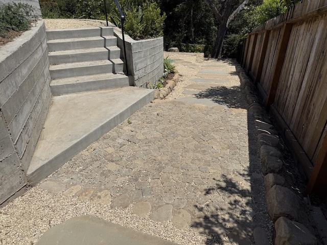 19 W Quinto St, Santa Barbara, CA 93105 - view of yard