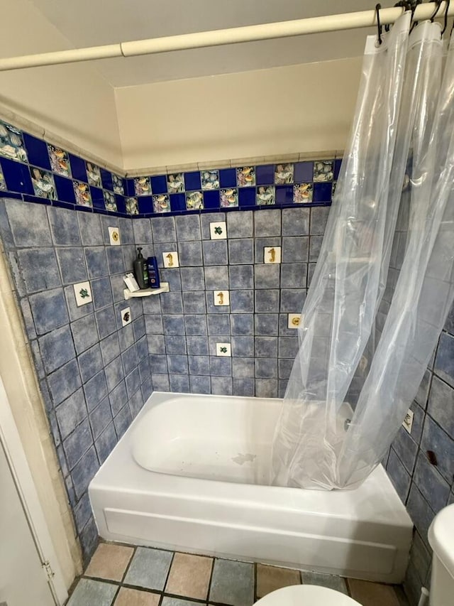 701 Halyard St, Port Hueneme, CA 93041 - bathroom with tile walls and shower / bath combo