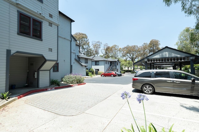 521 W Montecito St Unit 4, Santa Barbara, CA 93101 - view of street featuring curbs and a residential view