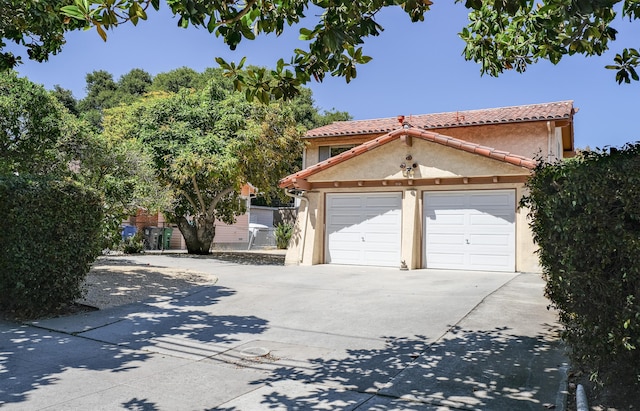 912 San Andres St, Santa Barbara, CA 93101 - photo 1