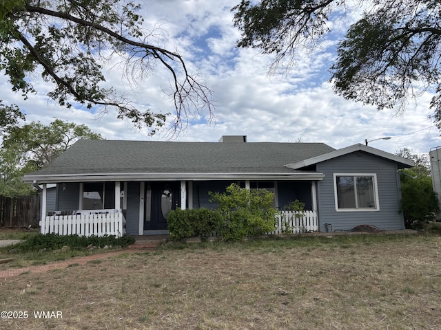 201 E Mcneil, Show Low, AZ 85901 - single story home featuring a porch and a shingled roof