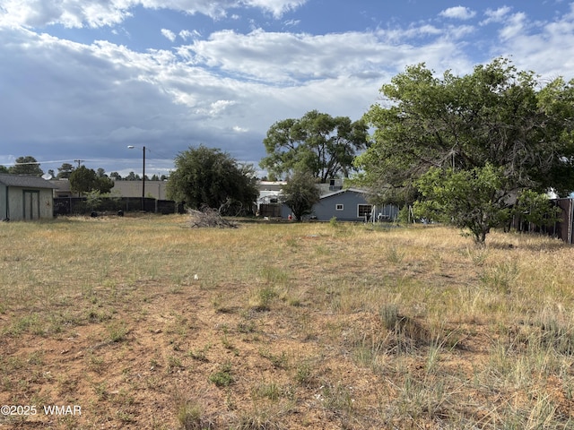 201 E Mcneil, Show Low, AZ 85901 - view of yard