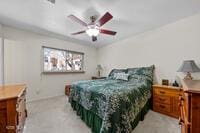 bedroom with ceiling fan