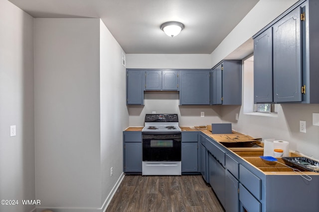 kitchen with baseboards, electric stove, dark wood-style flooring, light countertops, and a sink