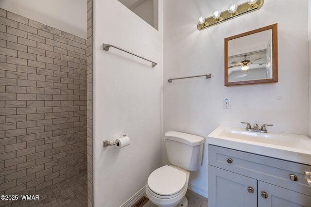 6853 Rim Rock Rd, Show Low, AZ 85901 - full bathroom featuring vanity, a tile shower, and ceiling fan
