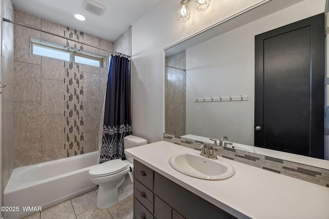 1738 W 7th St, Snowflake, AZ 85937 - full bathroom featuring vanity, shower / bath combo, toilet, and tile patterned floors