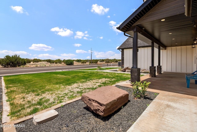 1738 W 7th St, Snowflake, AZ 85937 - view of grassy yard with a patio