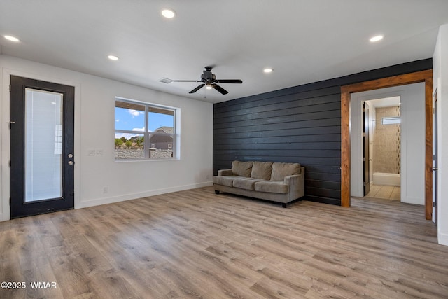 1738 W 7th St, Snowflake, AZ 85937 - living area featuring recessed lighting, baseboards, light wood-style floors, and ceiling fan