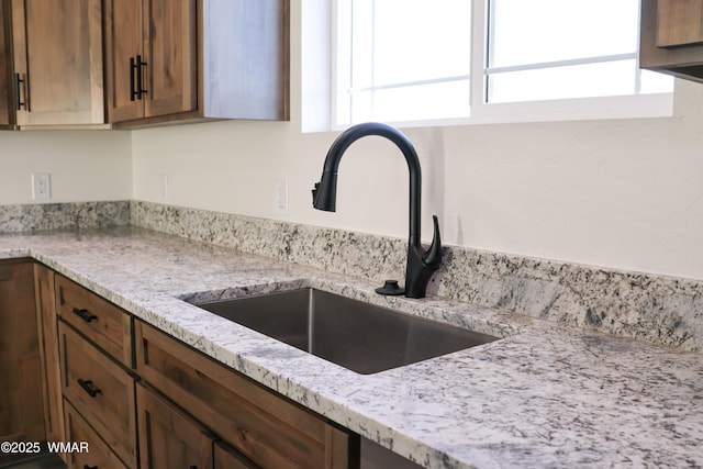 1316 W 7th St S, Snowflake, AZ 85937 - kitchen with a sink, plenty of natural light, and light stone countertops