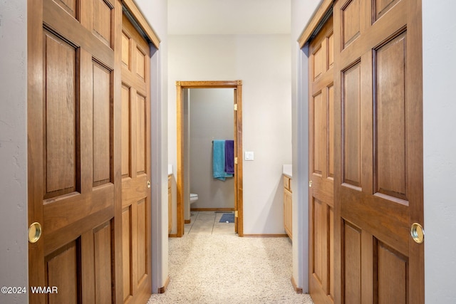 2740 W Maple Ln, Show Low, AZ 85901 - hall featuring baseboards