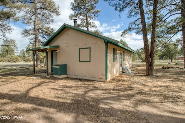 view of home's exterior