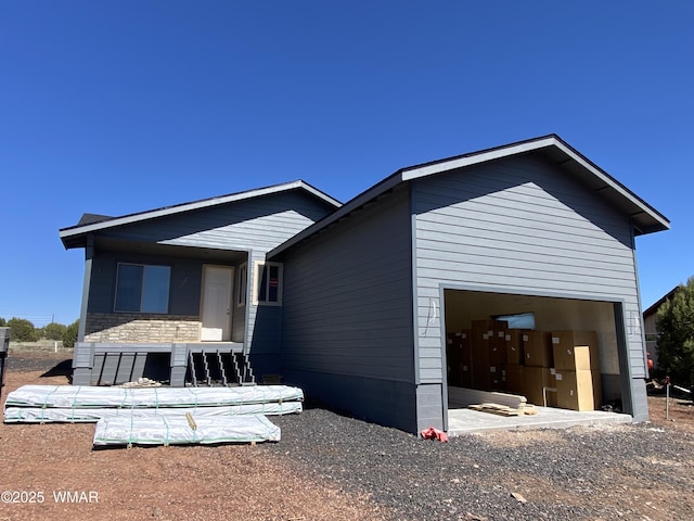 901 S Ridgeway Pl, Show Low, AZ 85901 - modern home with an attached garage
