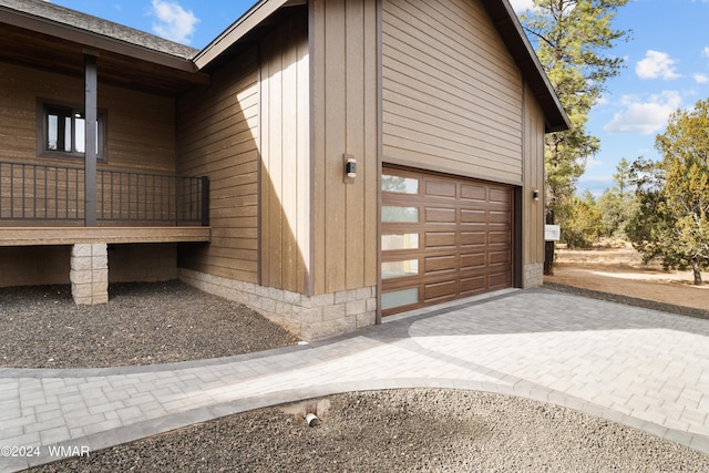 2780 N Eagle View Cir, Show Low, AZ 85901 - garage with decorative driveway