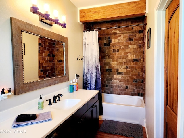 2020 S Pleasantview Dr, Show Low, AZ 85901 - full bathroom with vanity and shower / bath combo