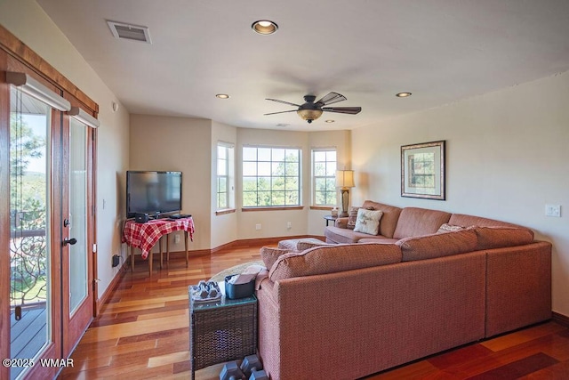 1961 S Canyon Ridge Trl, Show Low, AZ 85901 - living area with light wood-style floors, a ceiling fan, recessed lighting, and baseboards