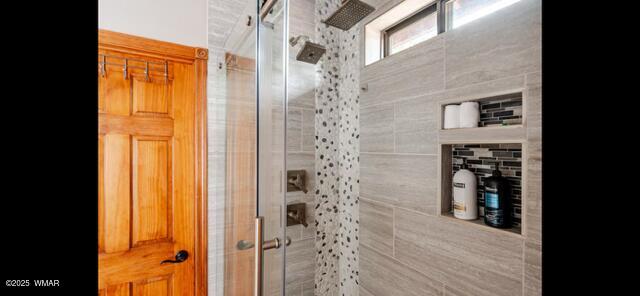2930 W Lodgepole Ln, Show Low, AZ 85901 - full bathroom with a shower stall