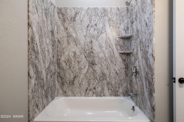 159 Willis St, Taylor, AZ 85939 - full bath featuring washtub / shower combination