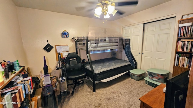 860 N Kiaya Ln, Show Low, AZ 85901 - carpeted bedroom featuring a closet and ceiling fan