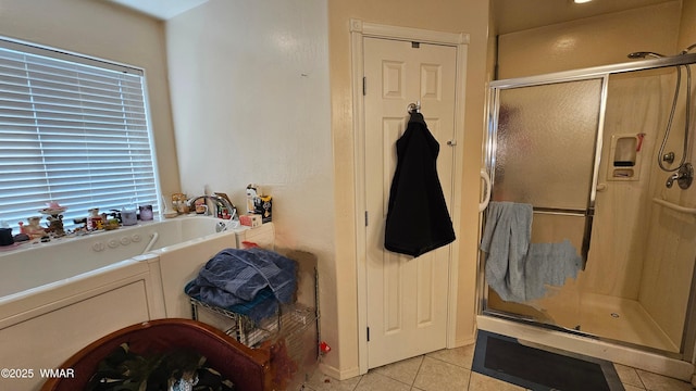 860 N Kiaya Ln, Show Low, AZ 85901 - full bath with tile patterned floors, a stall shower, and a garden tub
