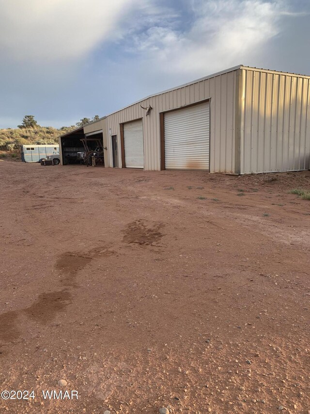 view of detached garage