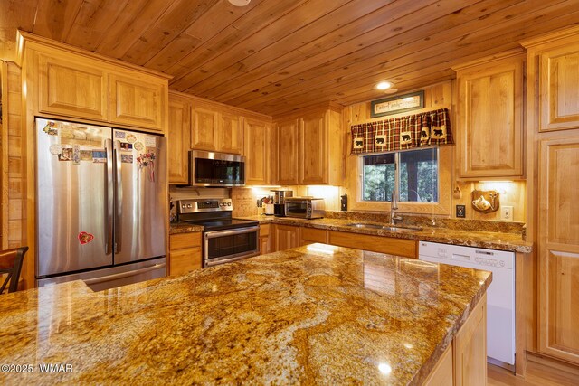 7470 Sunset Cir, Pinetop, AZ 85935 - photo 17