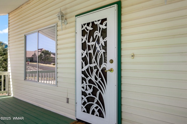 view of property entrance
