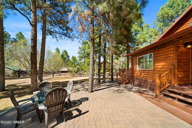 2722 Covered Wagon Trl, Overgaard, AZ 85933 - view of patio / terrace