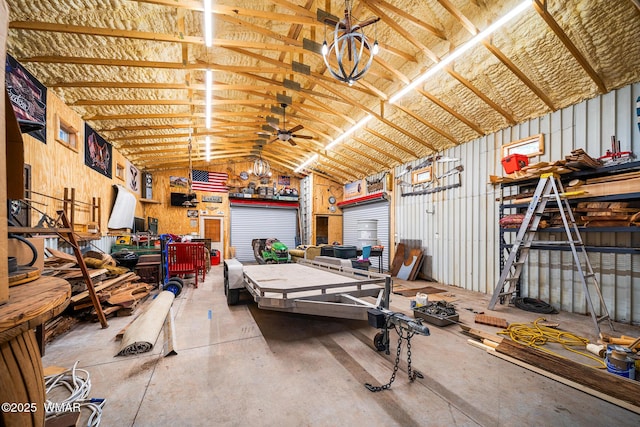 2722 Covered Wagon Trl, Overgaard, AZ 85933 - garage featuring a workshop area