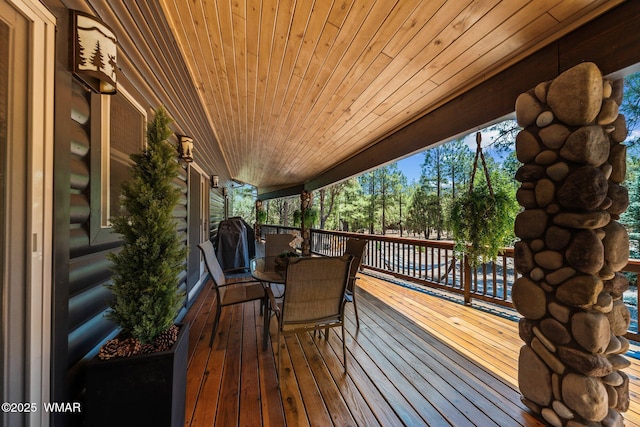 4683 Eagle Nest Ct, Lakeside, AZ 85929 - wooden deck with outdoor dining area