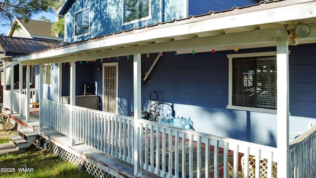 1275 Flag Hollow Rd, Lakeside, AZ 85929 - wooden deck with a porch