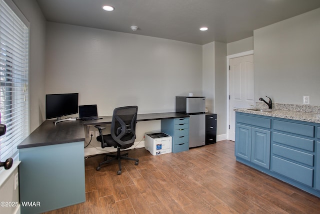 1421 N 36th Dr, Show Low, AZ 85901 - office area with a sink, wood finished floors, and recessed lighting