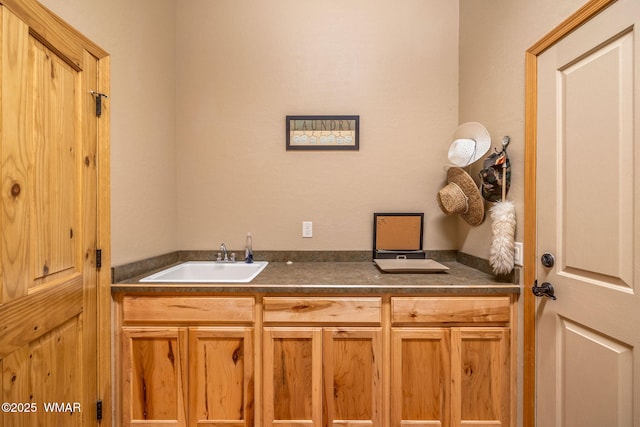 4602 Mountain Gate Cir, Lakeside, AZ 85929 - interior space with a sink