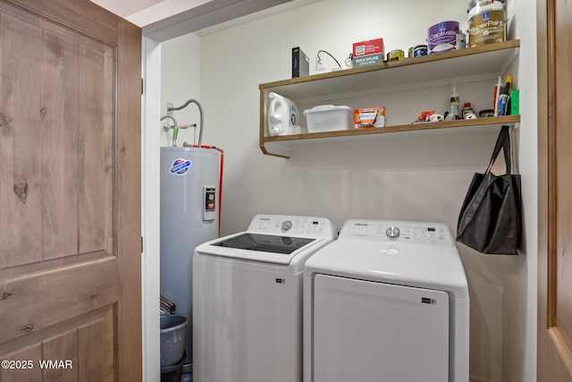 2051 N Bison Pass Ct, Show Low, AZ 85901 - washroom with separate washer and dryer and water heater