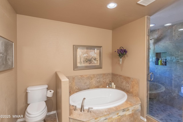 7431 N Gemini Ln, Lakeside, AZ 85929 - bathroom with a bath, a stall shower, toilet, recessed lighting, and baseboards