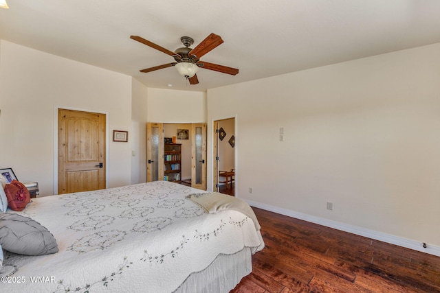 2335 Voyager Cir, Overgaard, AZ 85933 - bedroom with wood finished floors, baseboards, and ceiling fan