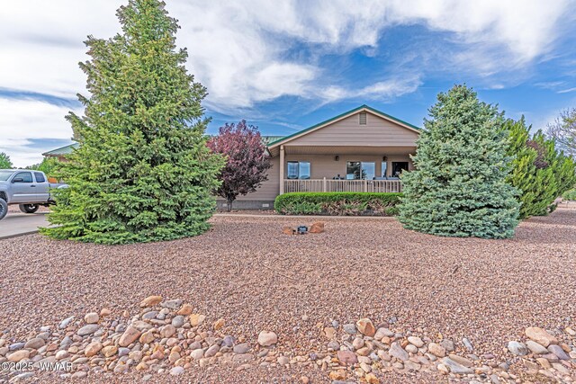 7046 Dusty Saddle Trl, Show Low, AZ 85901 - view of front facade featuring a porch