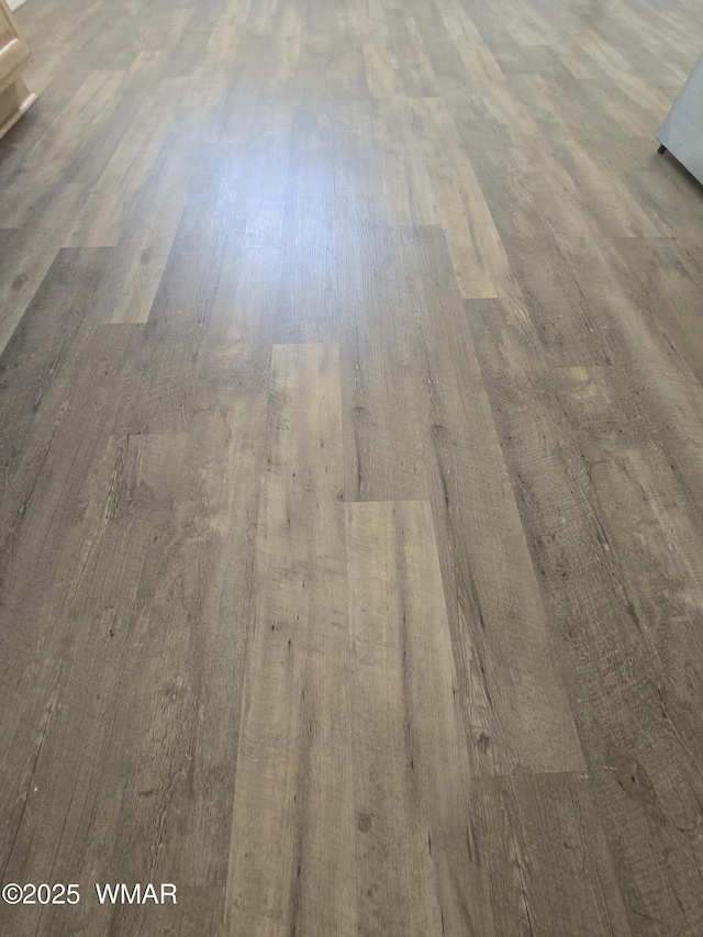341 W 5th St S, Snowflake, AZ 85937 - detailed view of wood finished floors