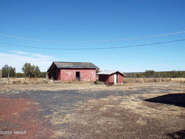 view of outdoor structure