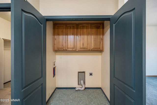 1561 S Canyon Ridge Trl, Show Low, AZ 85901 - laundry area featuring hookup for an electric dryer, cabinet space, baseboards, and hookup for a washing machine