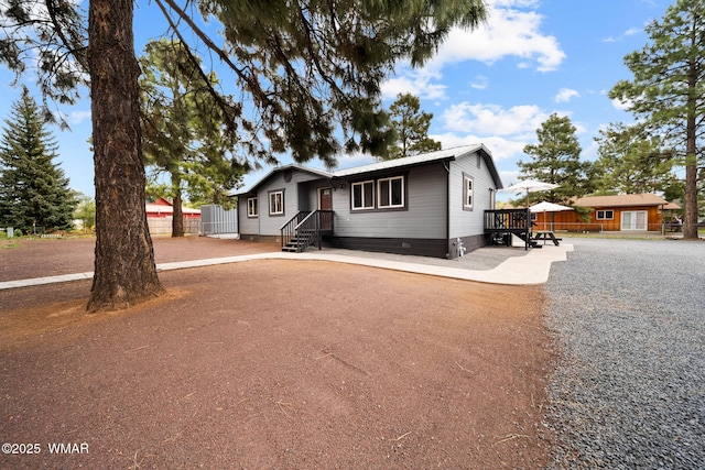 323 N Woodland Rd, Lakeside, AZ 85929 - view of front of property featuring crawl space