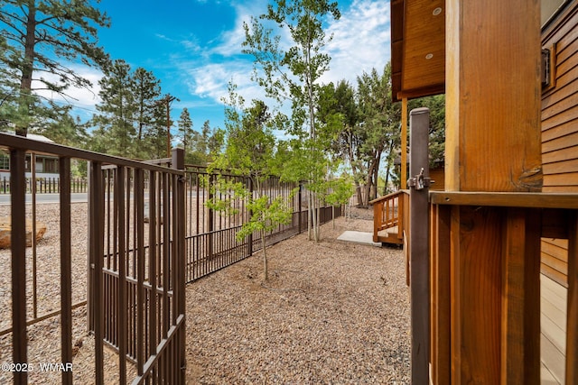 2011 N Lake Breeze Rd, Lakeside, AZ 85929 - view of yard featuring fence
