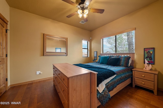 2011 N Lake Breeze Rd, Lakeside, AZ 85929 - bedroom with dark wood finished floors, baseboards, and a ceiling fan